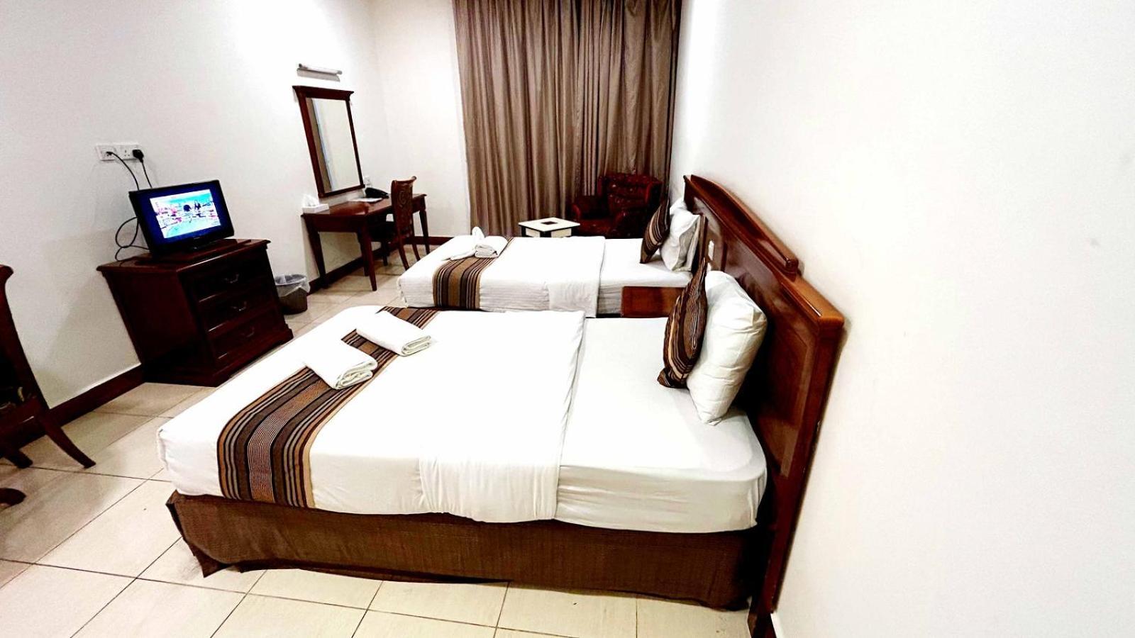 Moon Valley Hotel Apartment - Bur Dubai, Burjuman Экстерьер фото